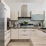 Luxoria * Peroj